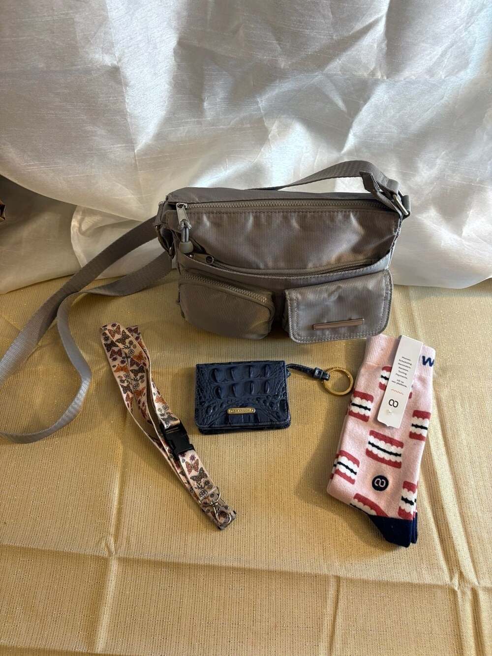 Bundle-Brahmin Melbourne Embossed Leather Credit Card Wallet